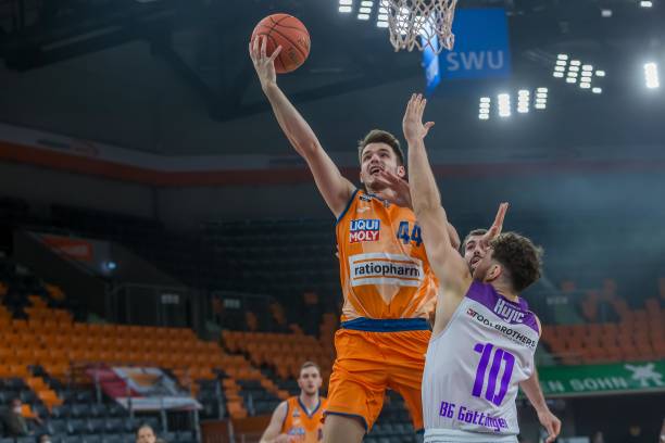 和球员的职 和球员的职